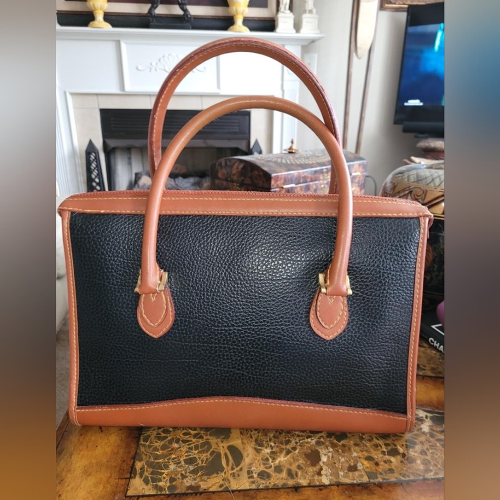 All Leather satchel with crossbody chain - Picture 12 of 12
